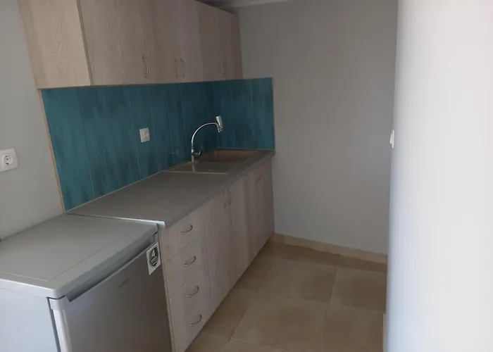 Mountain & Sea View *